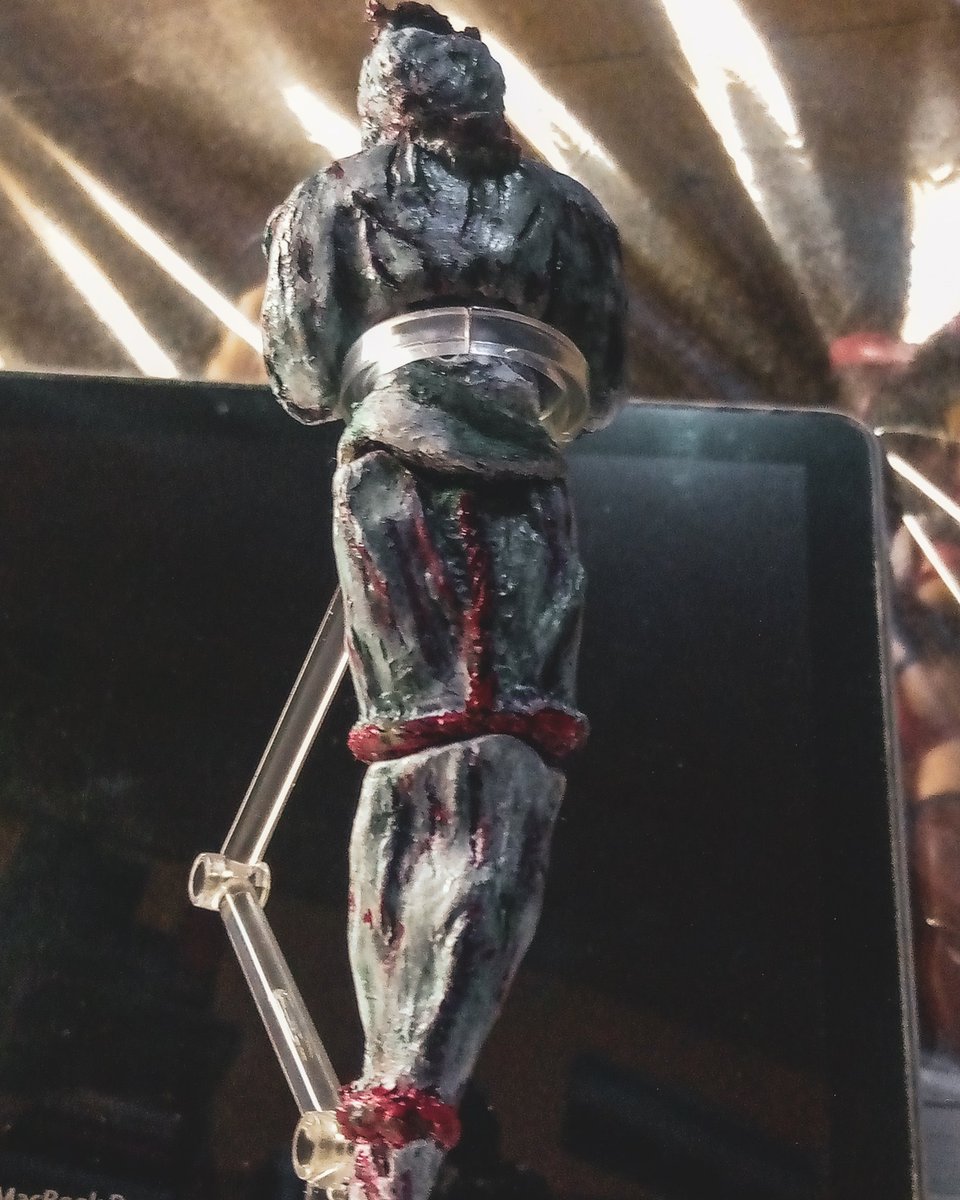 Luciferworks_'s tweet photo. Some Preview of Figsy 0001 :
POCONG

manual sculpt
with a height of about 15cm,
with a ratio of 1:12 scale
material : resin

#mainananak #pengabdisetan2 #alamgaib #gussamsudinjadab #gussamsudin #fotomainan #customfigure #customactionfigures  #toysphotography #toysphoto https://t.co/FtBwNp3bHM