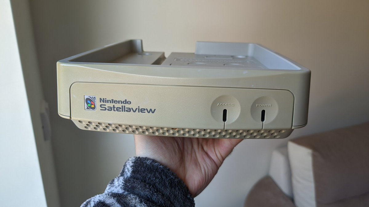 hitmanmcc's tweet photo. A spot of #retrobrighting to cleanup a #Nintendo #Satellaview shell. Not perfect but I'd say a marked improvement. #RETROGAMING https://t.co/VqJZbaXxpX
