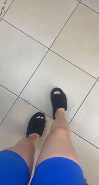 Siennarose03's tweet photo. Hi! my name is karmen :)

- 5'4"
- 19 years old
- size 4 feet
- size 6/8 clothes
- very kink friendly
- cash app - elizabethkarmen3
- onlyfans - spiceandsugar14
- UK (GBP) bank transfer
- findom is my favourite, approach me correctly x https://t.co/vwiFu8n6NA