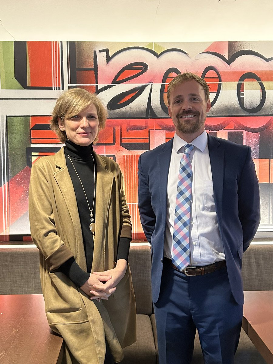 JeremyTate41's tweet photo. Top Teaching Universities in Europe:

#1 - Oxford
#2 - Cambridge
#3 - The University of Navarra

This morning I had the pleasure of meeting with @maria_iraburu, the first woman president of The University of Navarra. The university was founded by Saint Josemaría Escrivá in 1952. https://t.co/gyfkajDlI0