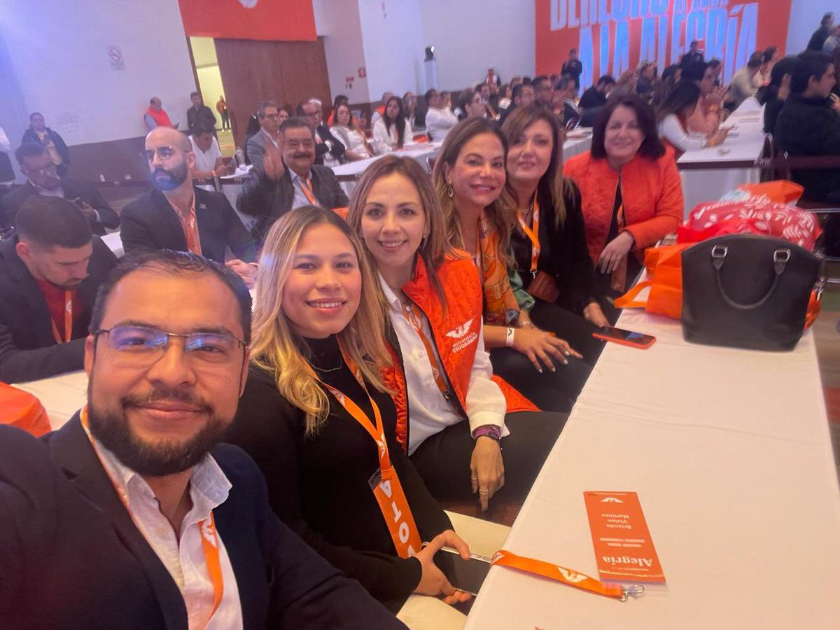 Humbertosouza82's tweet photo. #TeamSonora presentes! @ManuelScott07 https://t.co/oLvPrmoD3M
