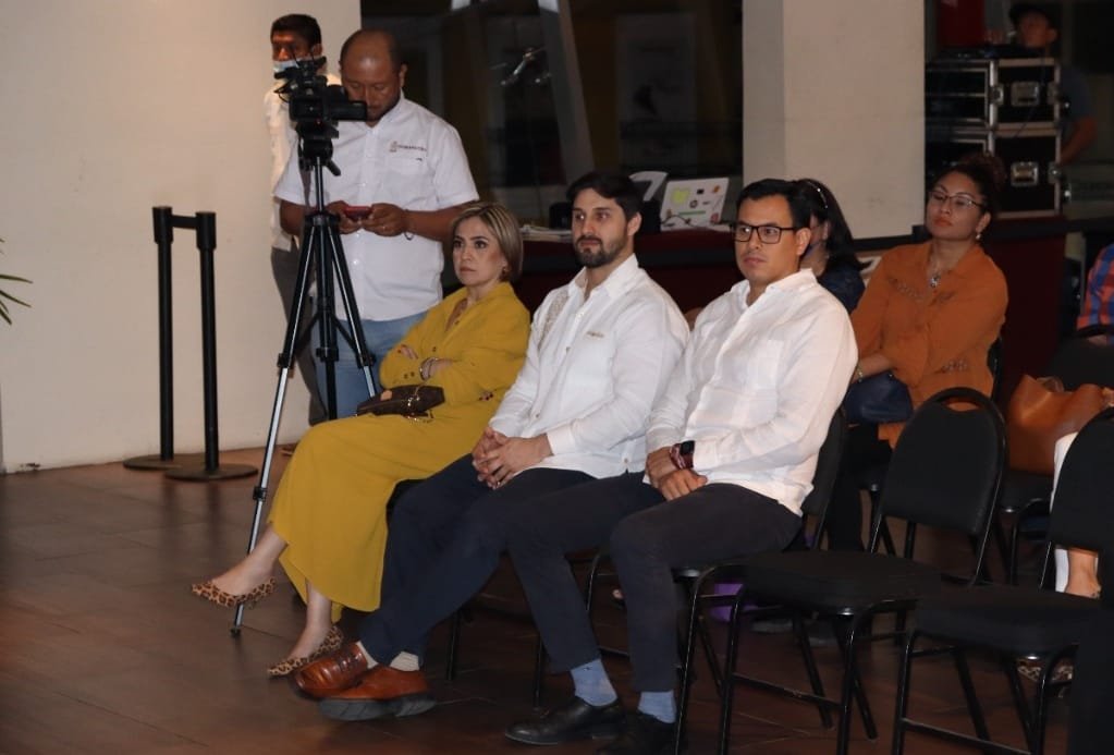 TE_TABASCO's tweet photo. #Fotogalería | Sesiones Ordinarias del Sistema Estatal para Prevenir, Atender, Sancionar y Erradicar la Violencia, en Especial la que se Produce contra las Mujeres. https://t.co/8dnpu2bX4i