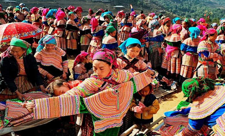 If you're ever in Ha Giang, be sure to check out the local market – it's a really unique experience!
Hotline: 091 222 14 42
Website: travelauthenticasia.com
Email: info@travelauthenticasia.com
#travelauthenticasia #southeastasia #vietnam #vietnamtravelguide #hagiang