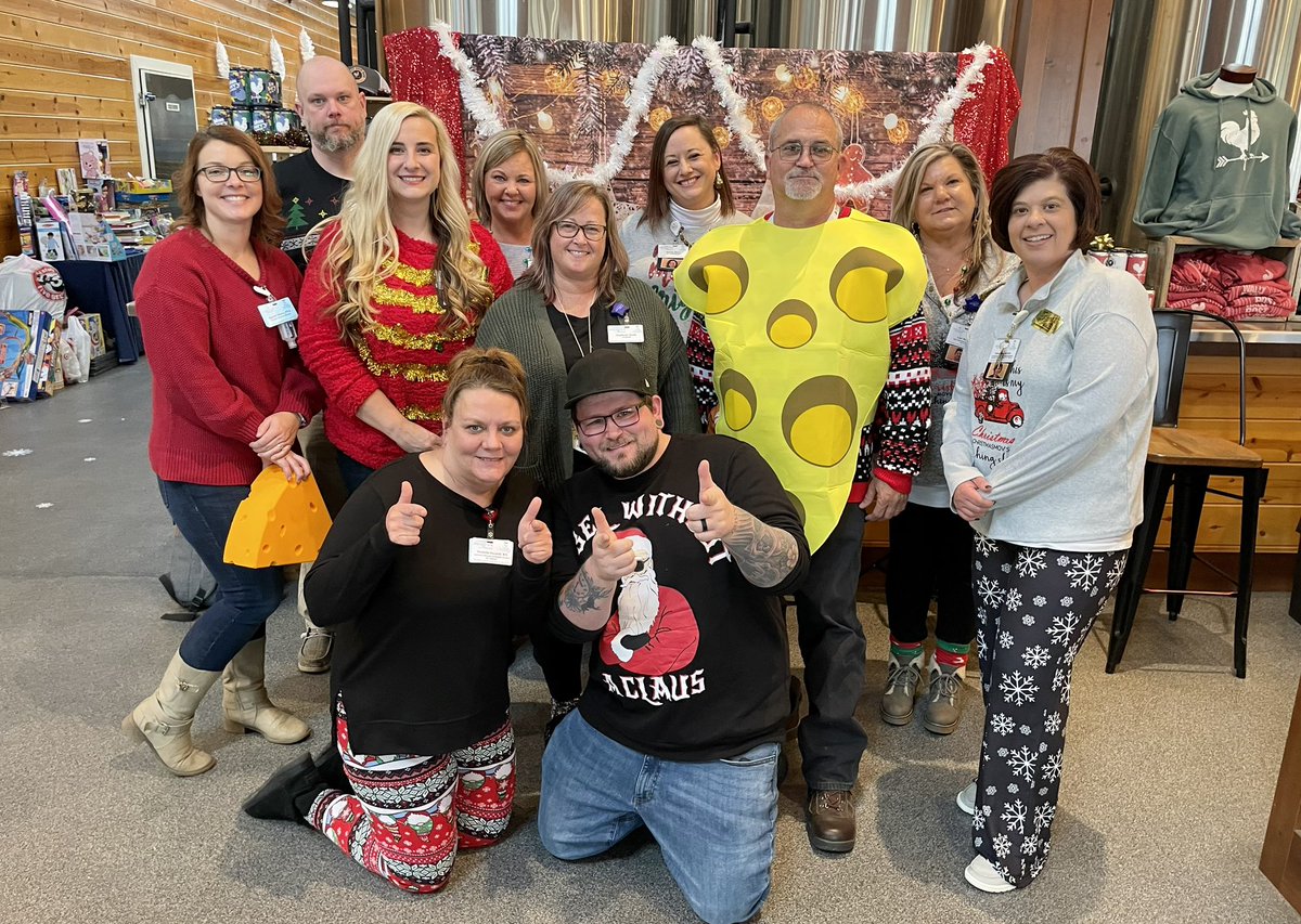 SApple7's tweet photo. Trilogy’s Central Ohio Christmas Party…2022! #trilogyhs #trilogyrocks https://t.co/v6fcBpiN9G
