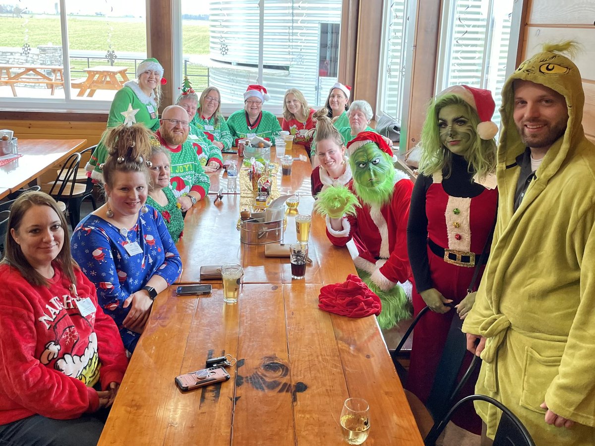 SApple7's tweet photo. Trilogy’s Central Ohio Divisional Christmas Party!! #trilogyhs #trilogyrocks https://t.co/tblv2ifNVO