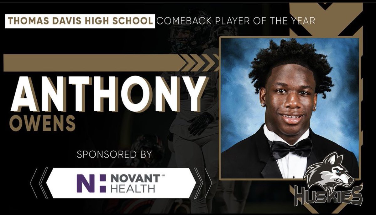 I am thankful to accept the 2022 Comeback Player of The Year tonight! I appreciate this opportunity and thankful for the people that I have met along this journey. #AGTG <a href="/HoughFB/">Hough Football</a> <a href="/HoughAthletics/">Hough HS Athletics</a> <a href="/NovantHealth/">Novant Health</a> <a href="/charlottepreps/">Observer Preps</a> <a href="/theobserver/">The Charlotte Observer</a> <a href="/wcnc/">WCNC Charlotte</a>