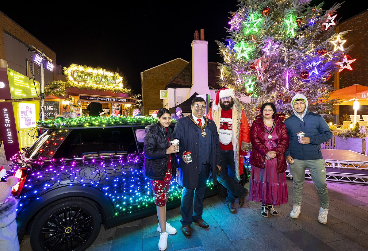 Have you seen the amazing festive spirit @The_Lexicon yet? The Mayor <a href="/BracknellForest/">Bracknell Forest</a> <a href="/AnkurSBhandari/">Ankur Shiv Bhandari-Mayor of Bracknell Forest22-23</a> was delighted to countdown to X’mas lightswith our residents, visitors and great contributors on a recent beautiful evening.<a href="/drivingwithnico/">Driving with Nico</a> <a href="/southhillpark/">South Hill Park</a> <a href="/RockChoir/">Rock Choir Official ⭐️</a> <a href="/stphotos1/">Stewart Turkington</a>