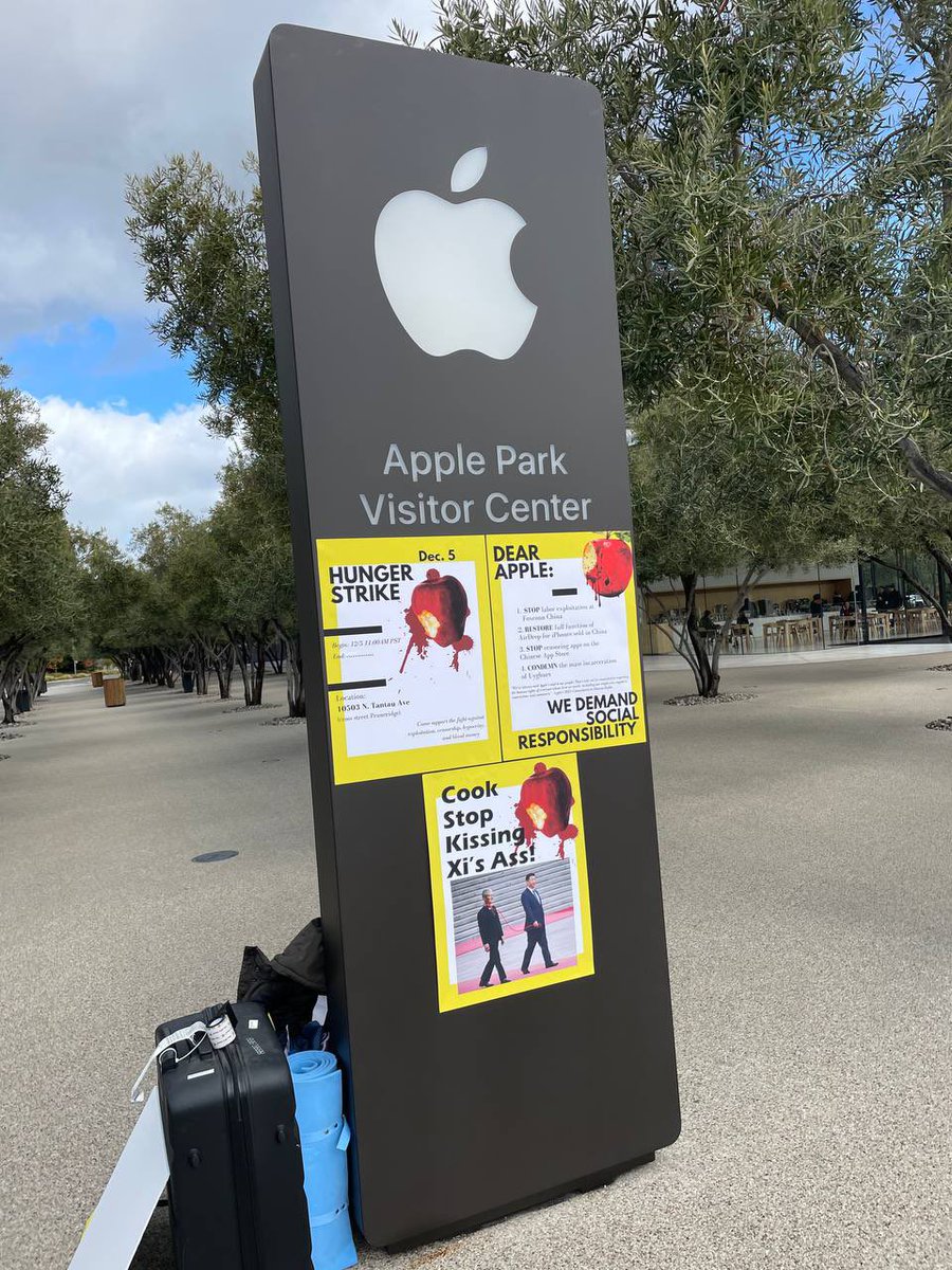 wanghandd's tweet photo. We are fasting against Apple and Cook for the hypocrisy. Please come to join us at 7pm at the visitor center of Apple on Cupertino.
@elonmusk @tim_cook @Apple @Tesla @whyyoutouzhele @Google @FoxNews @CNN 
#Apple #A4Revolution #ChinaProtest2022 https://t.co/TpmrfRcHOG