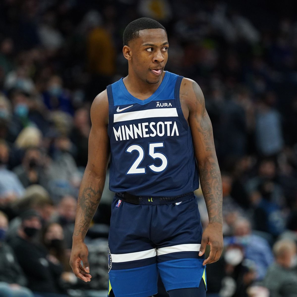 ObsNBAFacts's tweet photo. Fact #135: This 2022-23 season only 3 played under 6FT have appeared in a game:

1. @KChandler_1 5’11”
2. @facucampazzo 5’10”
3. @kin_wright25 5’11”

Isaiah Thomas 16-17 and @CalvinMurphyHOF 78-79 are the only players under 6FT to make an all star team. https://t.co/WLcLTDJ0nU
