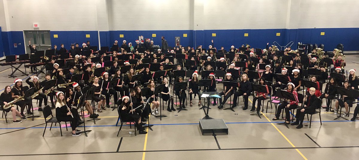FineArtsMISD's tweet photo. A beautiful sight indeed…the FUTURE of the @magnoliahsband taking the stage tonight for their inaugural performance of their career. Ladies and gentlemen, your @BearBranchInt BAND…YAY Band!
@MagnoliaISD https://t.co/gn3Zgt0Npc