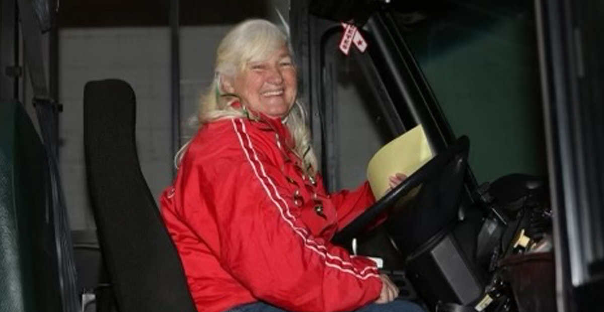 BCATTVNEWS's tweet photo. Beloved Burlington icon Dottie Yeadon passes away https://t.co/fN7nNMT6C4 #Alwaysadevil #BurlingtonMA https://t.co/qjvNzoiZE8