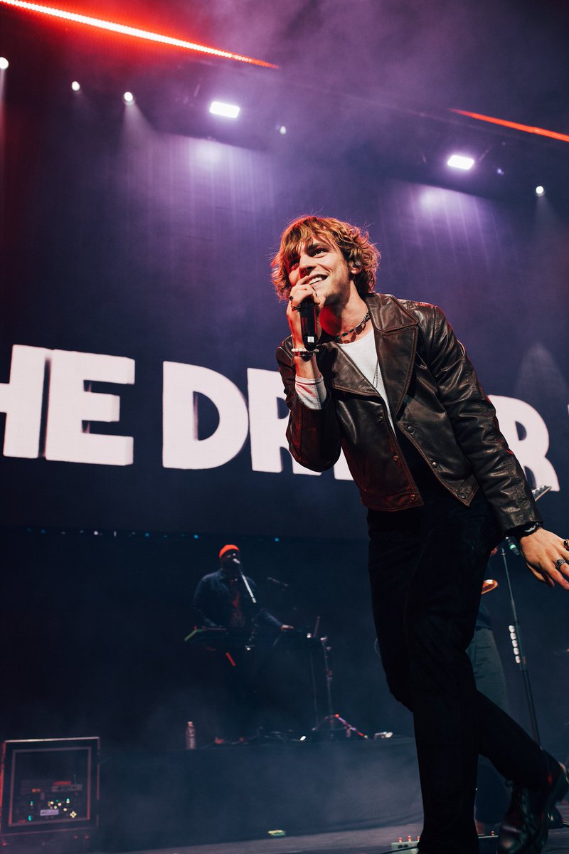 DailyRoss's tweet photo. .@RossLynch photographed on stage at 99.7 Nowโs #Poptopia event in San Jose, CA - December 3 (via @TheMaineManny) https://t.co/IEe4ySyjvY