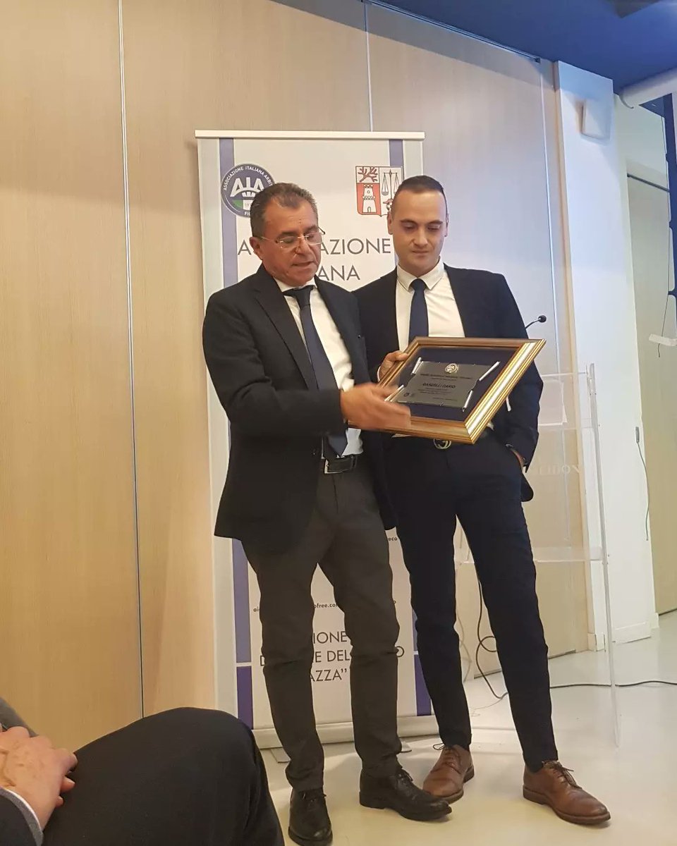 AiaTorreGreco's tweet photo. #premioNazionale #aia #arbitro #assistentiarbitrale #riconoscimento

Consegna del Premio Nazionale Maurizio Toscano all'AA Garzelli Diario della Sezione AIA di Livorno

https://t.co/txA35iyRz1 https://t.co/Y64HxEWArV