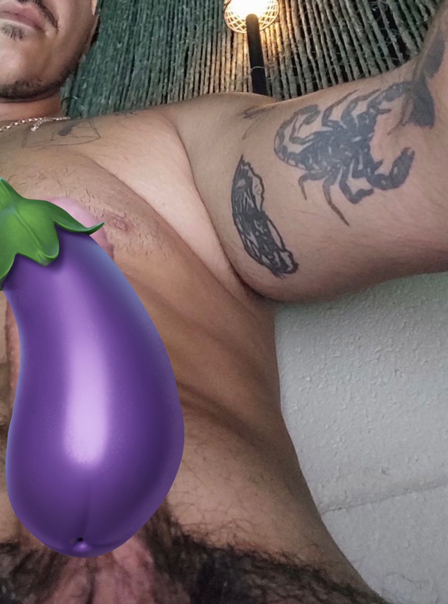 heteroseng4's tweet photo. Tenemos mas fotos de Diego en nuestro Onlyfans!
https://t.co/rRIdj42sMs https://t.co/jtiQ4s32ge