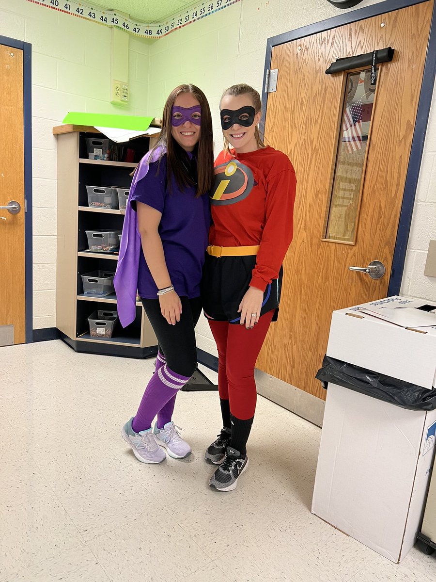 misskdewar_'s tweet photo. Fun theme days to mark the last 12 days before Winter Break. So incredible lucky to be surrounded by the best educators ❤️ https://t.co/F1QRDNAapD