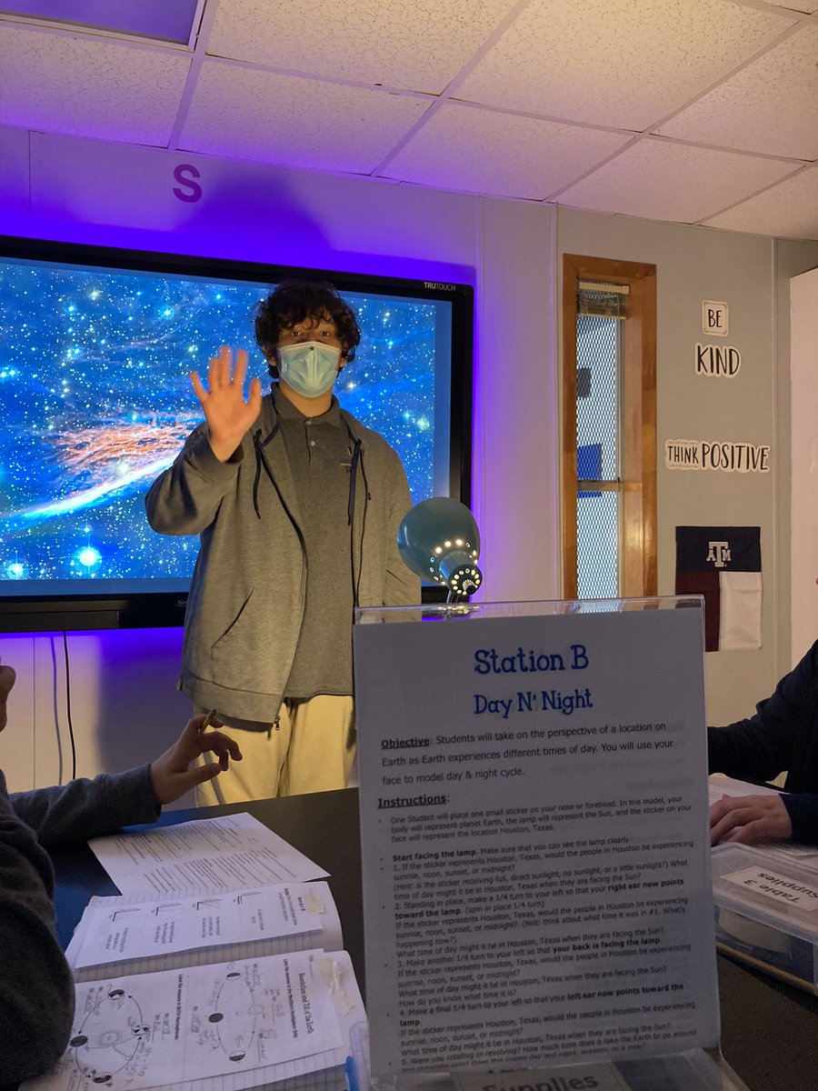 Mrs. Fenz tweet media