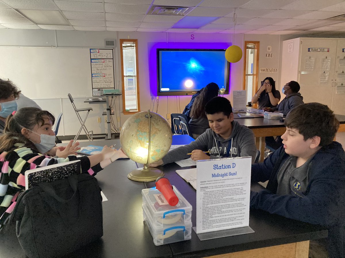 Mrs. Fenz tweet media