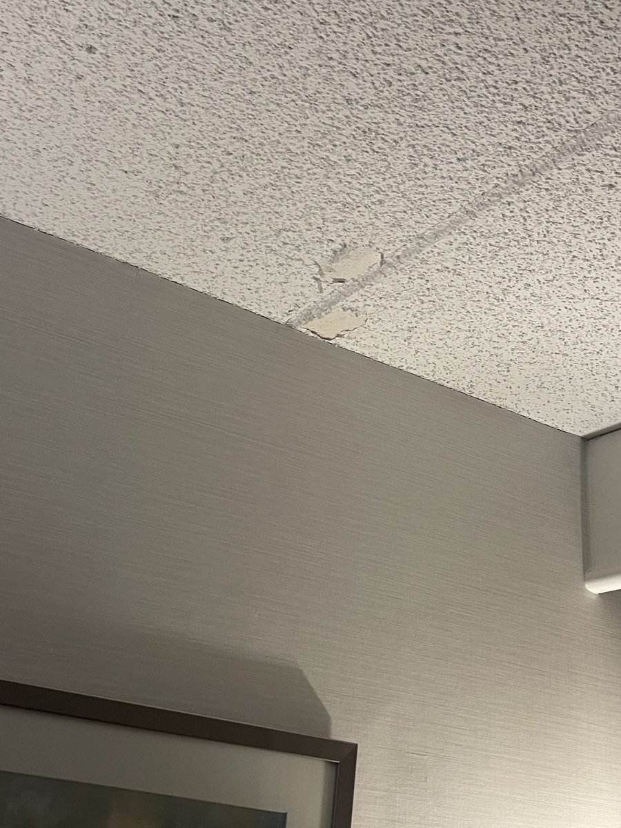 ⁦<a href="/DoubleTree/">DoubleTree by Hilton</a>⁩ 

Just checked in to the Doubletree Bradley-Hartford. This is a disaster, looks like a motel 6