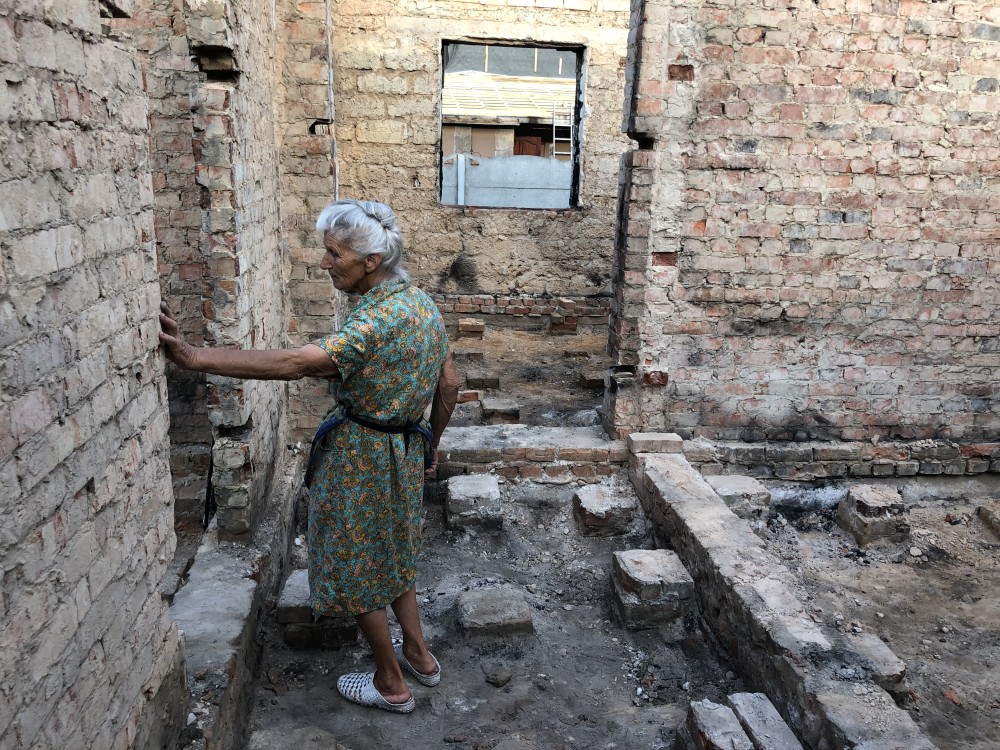 Ny rapport: Äldre människor i #Ukraina har drabbats särskilt hårt av Rysslands invasion. De som tvingats fly saknar tak över huvudet och riskerar att placeras i överbelastade statliga vårdinstitutioner. #HumanRights  https://t.co/wrsQmaKWS6 https://t.co/OTPnvouA1i