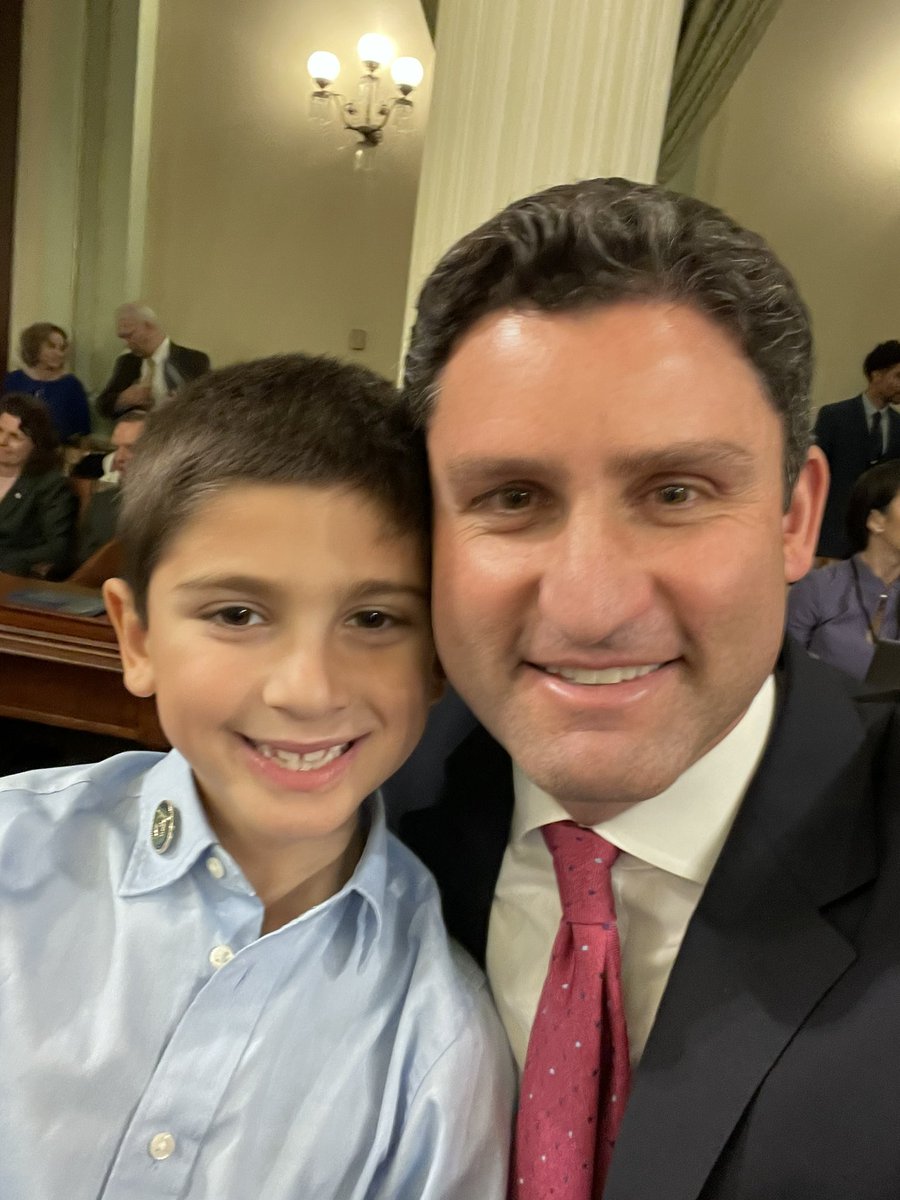 AsmJesseGabriel's tweet photo. It was really special to have my family join me as I took the Oath of Office for the 2023-2024 session. I’m so proud to represent the Valley in the Legislature and grateful for this opportunity to make a difference. Ethan even helped me introduce my first bill of the new session! https://t.co/nKX4oMfSuP