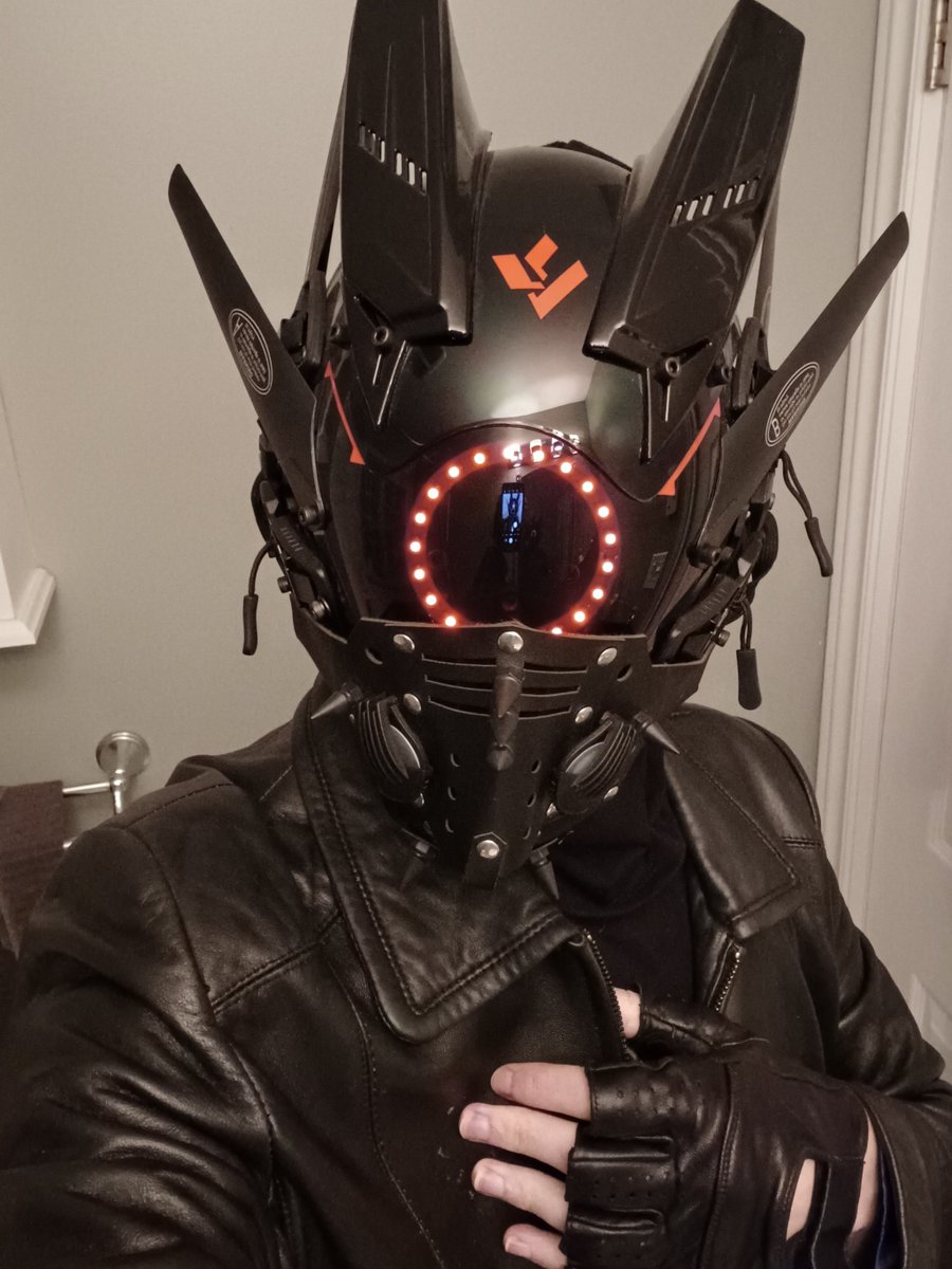 VoidAspects's tweet photo. Mask on top of another mask?
Am I onto something here? https://t.co/Jf8iXtax9y