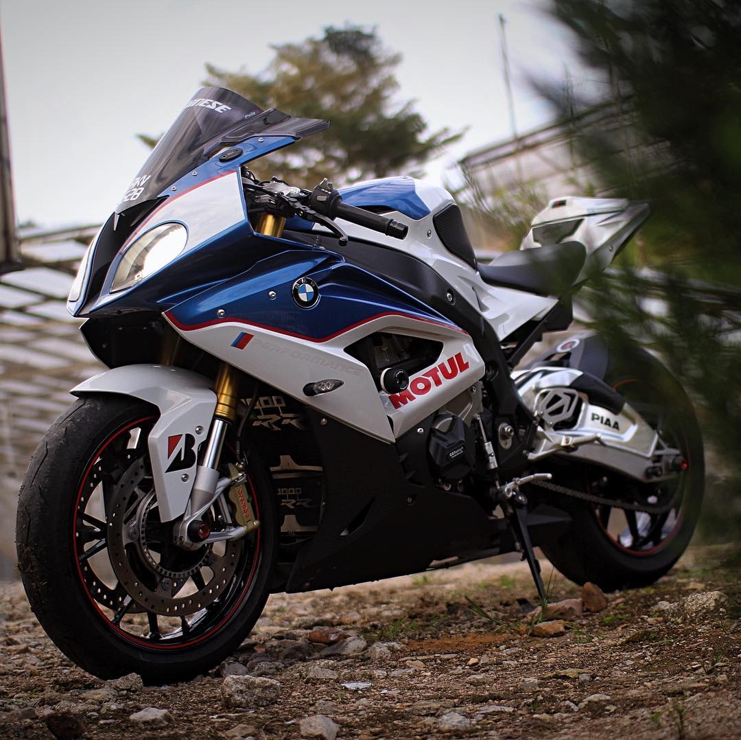 MoreMotorcycles's tweet photo. #BMW S1000RR https://t.co/VkpoUm25SM