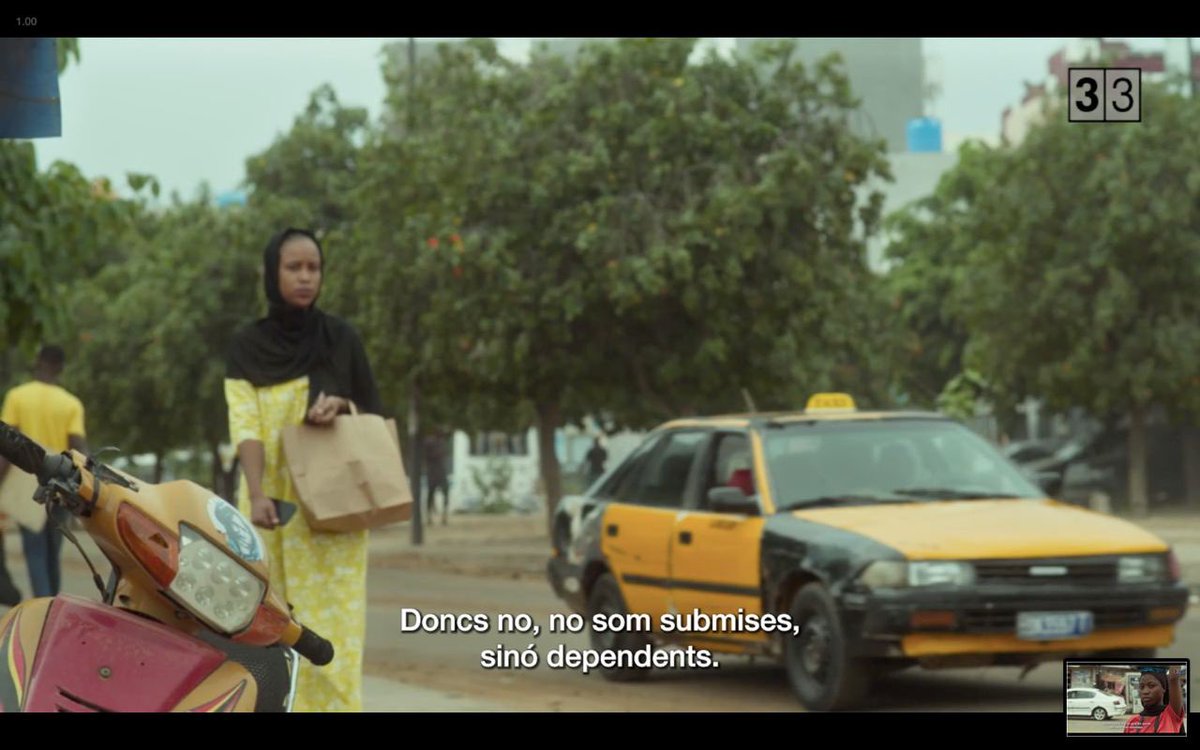 quepo_org's tweet photo. "Hi ha una gran diferència entre ser submisa i dependent. Les dones senegaleses no som submís es, sinó dependents"
#Diambar @Latituds @canal_33 @CCMA_cat @tv3cat @cooperaciocat https://t.co/dYcnTsS19o