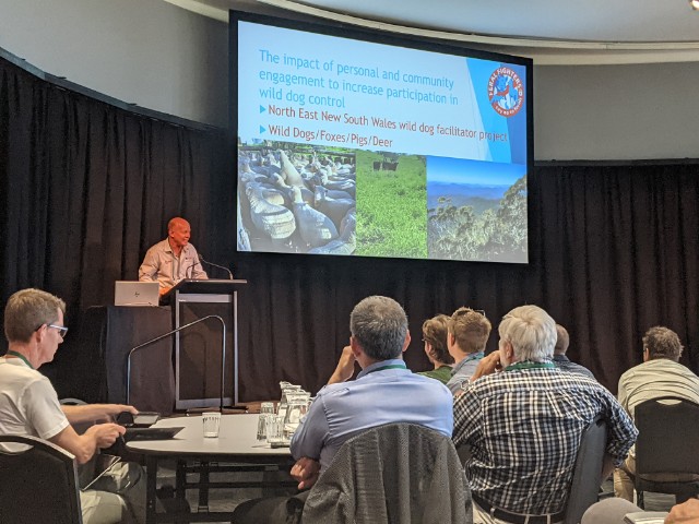 CentreInvasives's tweet photo. Dave Worsley presenting at the @AWMSociety 35th annual conference at the Napier War Memorial Centre, New Zealand.
@DPIRDWA @DAFFgov
#ferals #invasiveanimals #biodiversity #sheep #livestock https://t.co/uJy00p4wUD