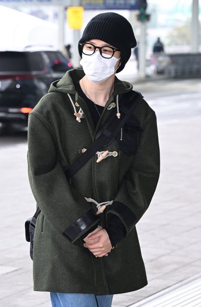 jikookheart's tweet photo. HAVE A SAFE FLIGHT JIMIN 🤍 https://t.co/cPBWeqd59P