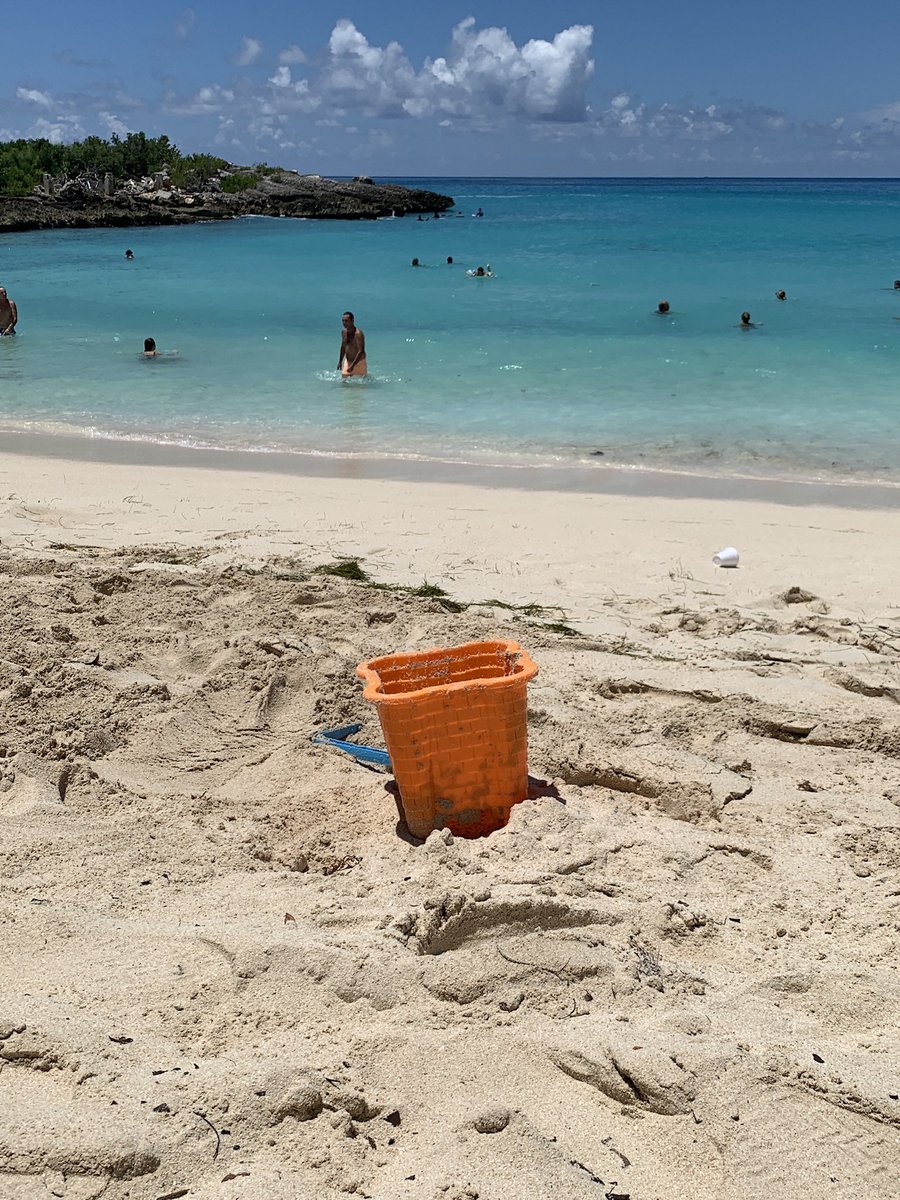 Gregory_Eaton's tweet photo. #sintmaarten #dutchside #kindomofthenetherlands #mulletbay #simpsonbay #islandphotography #photo #photooftheday #photography #canoneosphotography #canoneosphoto #sigmalens #sigmalensphotography #letmeshootyou📸 #gregoryeatonsphotography https://t.co/2FsGyh5OW8
