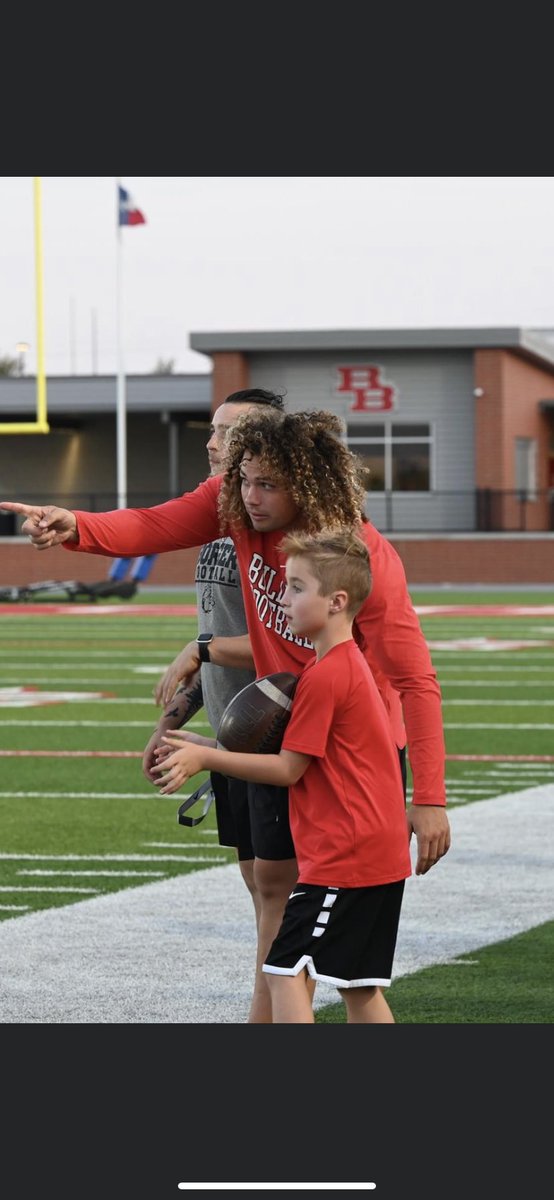 clarasimmons09's tweet photo. @coachnatebutts Coach him up! https://t.co/MWQf5mpJDM
