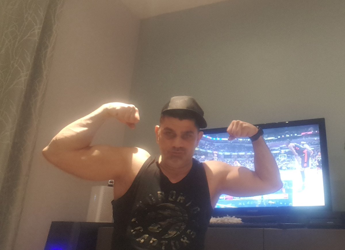 gamedropspops's tweet photo. let's win Go #TorontoRaptors at home in #toronto against the #BostonCeltics Go #Strong Watching from #Oshawa #Canada #tangerineFanAngle #TSN #Fredvanvleet #ScottieBarnes #GaryTrentJr #oganunoby #chrisboucher #PascalSiakim #jackarmstrong #torontoRaptors #hello #mattdevlin https://t.co/yfm7aMOK2a