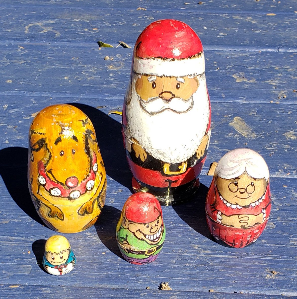 When I painted these  Kathy loved em, but was curious why Rudolph got a bigger doll than Mrs. C. Answer: Rudolph needed a bigger canvas... plus the missus is a tiny woman.