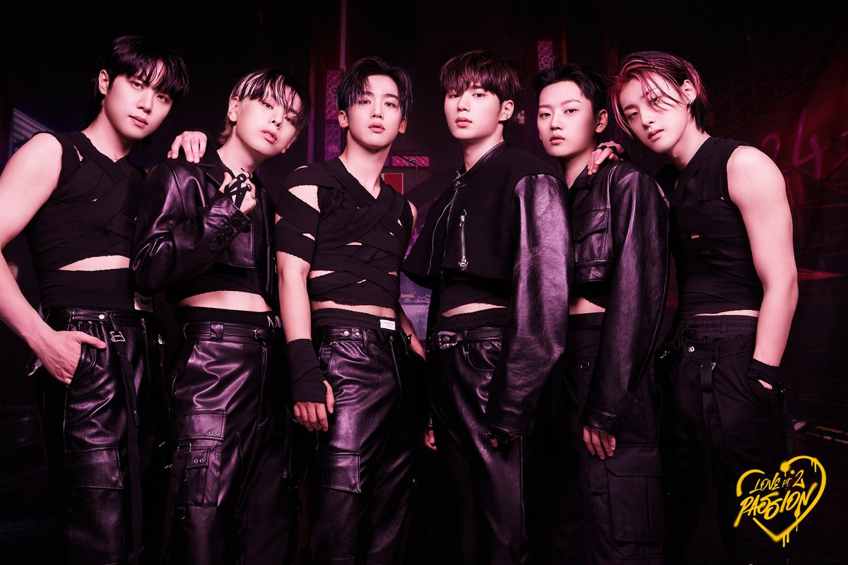 RUi!!! Guess what?! WEi will be our next guest on FanTalk by Celeb!!
We will be interviewing them soon, so this is your chance to ask QUESTIONS or suggest MISSIONS for the members to carry out!🤩

Leave them in the comments, we will be reading them!👀 

#WEi #FanTalk #RUi #위아이