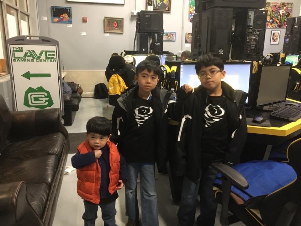 LittleReaperSC2's tweet photo. my first LAN tournament 6 years ago, #PSISTORMCup IV with @neutrophil36 &amp; @MenaceSean at @TheCaveFairfax https://t.co/xeR8gsWvFw