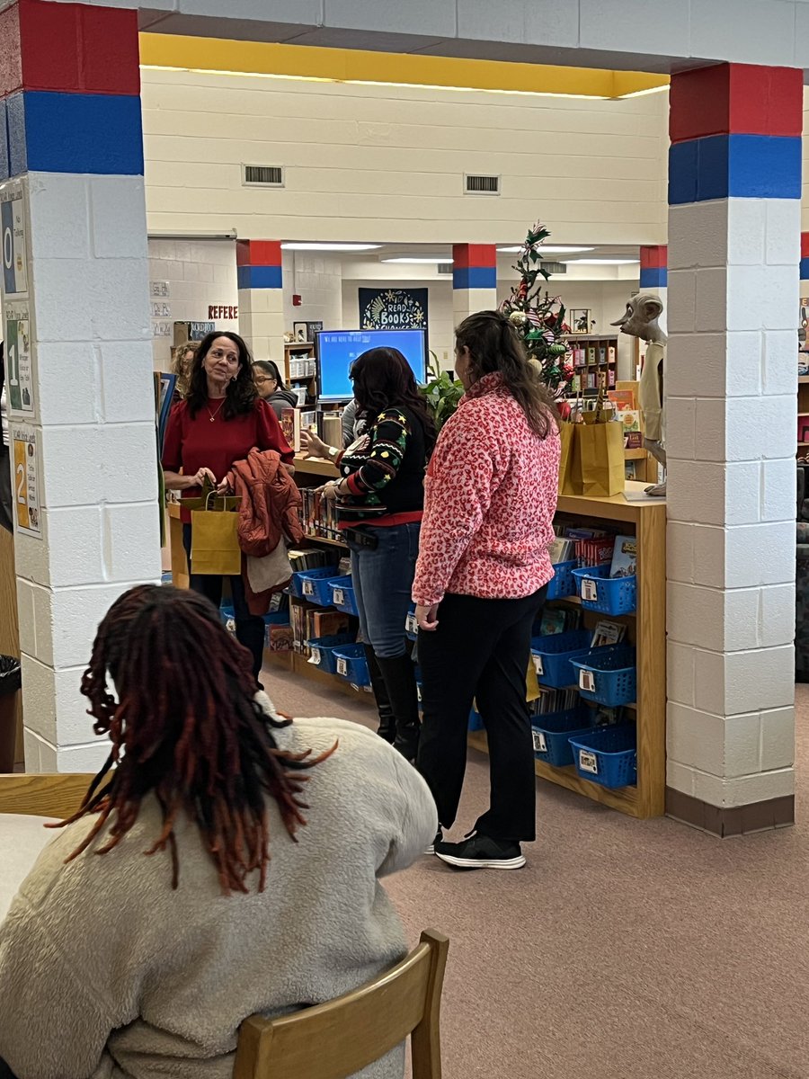 EdVBaldwin's tweet photo. We love celebrating our staff!! Congrats to all of our November Staff Members of the the month! @MeshondaW #baldwinrocks #ccsleads https://t.co/O96Kmt90LI