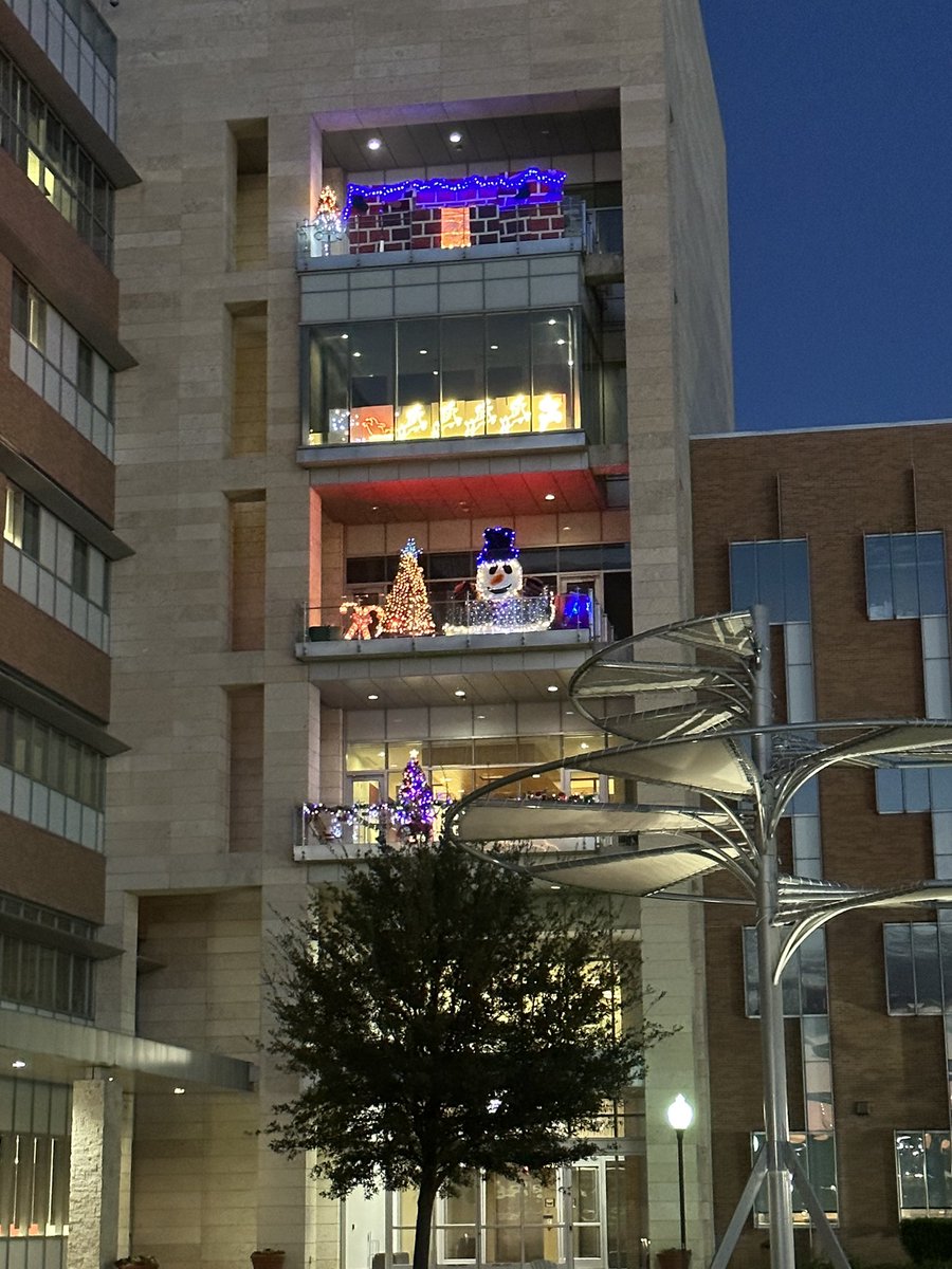 Jennifer Cowley tweet media