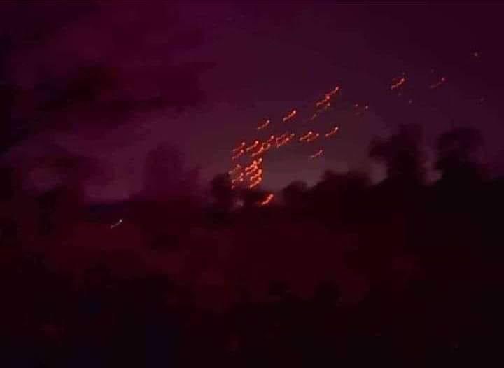 This photo is not from Ukraine vs Russia war!

This is the Myanmar military attacking the people of Karenni State tonight!!

5.12.2022 ( 10:15 pm )
#WhatsHappeningInMyanmar