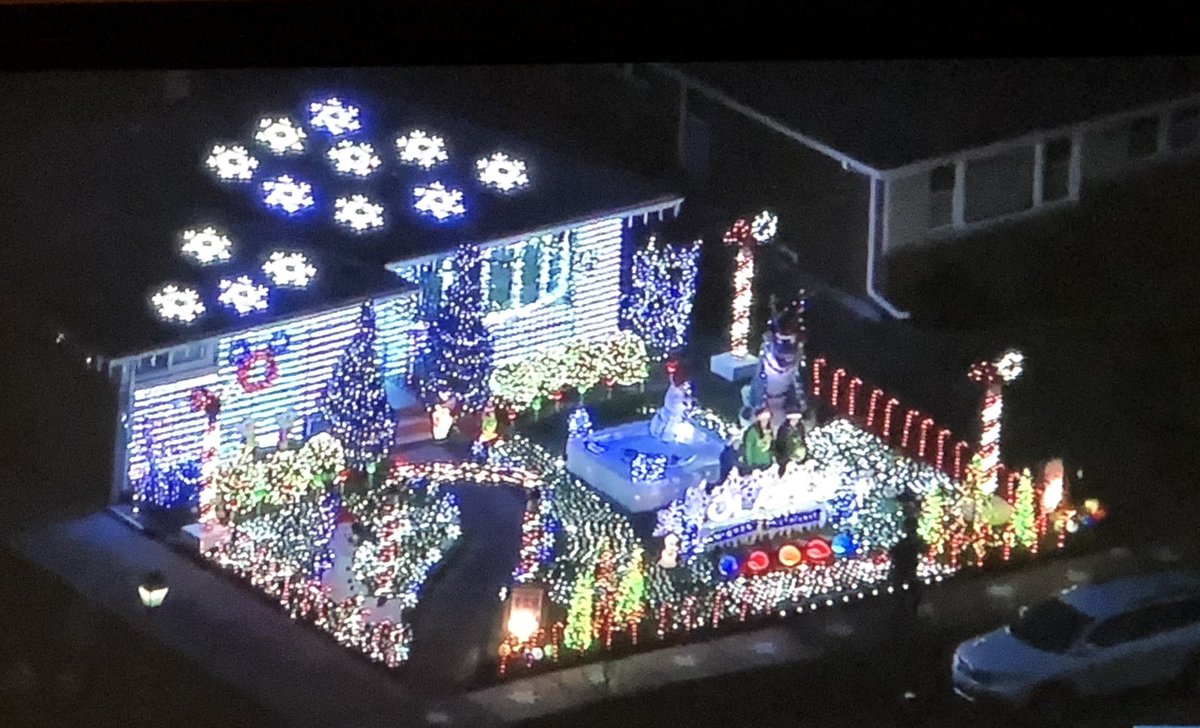 Olaf needs some help. His elf, who turns on the lights every night, has decided to use some vacation during the season. So if you know of someone who would like to assist Olaf for one night, as his ”little elf” send Olaf a message. They need to arrive by 4:50 on that night.