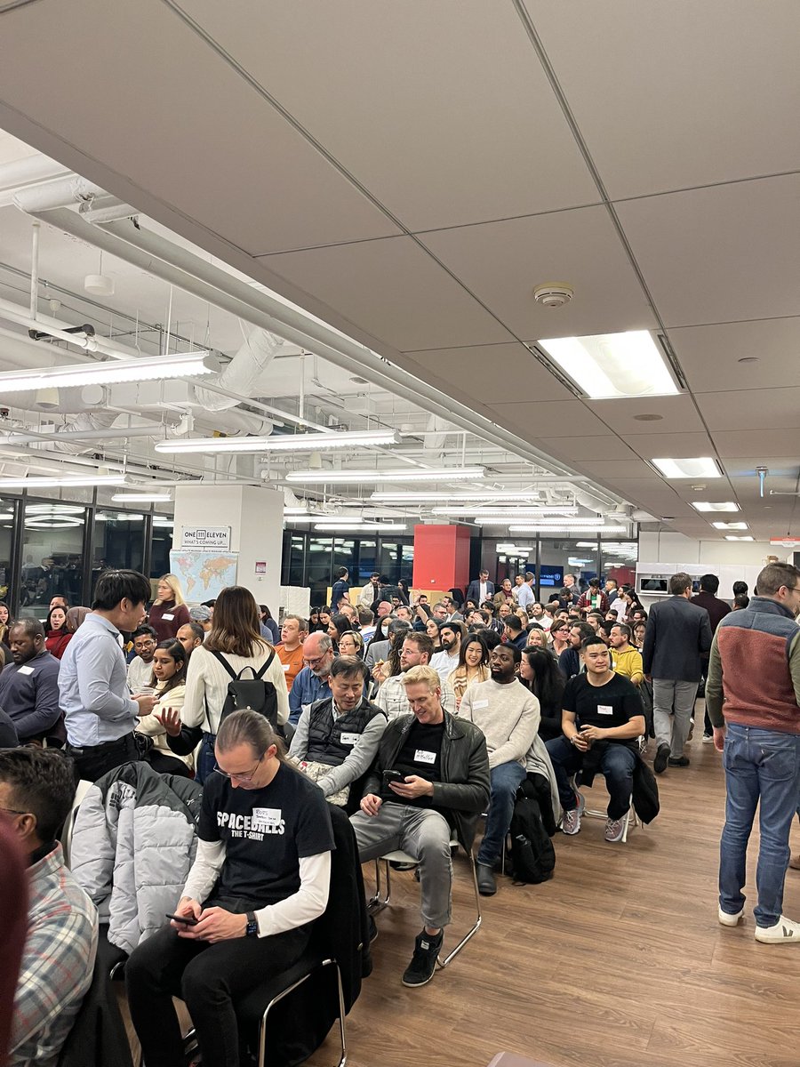 Such an amazing night at #TechTO!! Learning some important lessons for growth and scaling and how to persevere through the current market