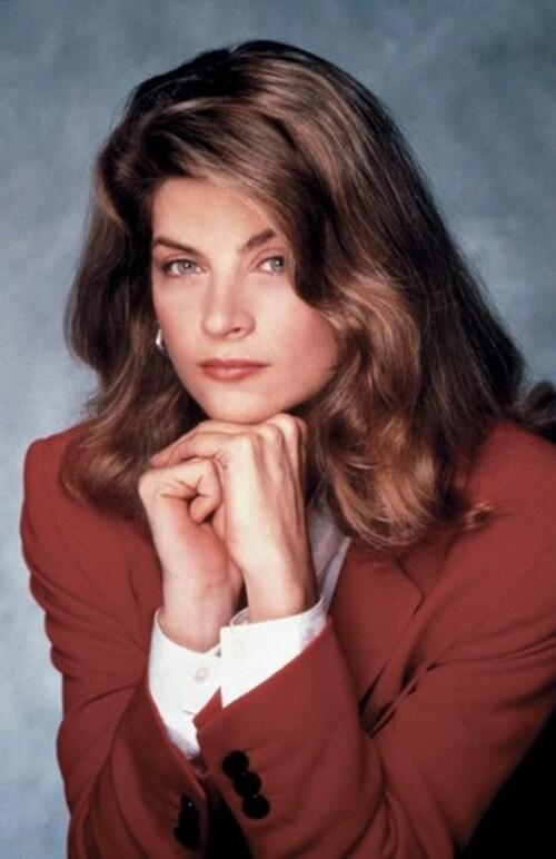 pauloap's tweet photo. Morreu a Kirstie Alley, de clássicos como Olha Quem Está Falando, Cheers e Star Trek 2
Faleceu por causa de um câncer recém-descoberto, aos 71 anos
Ela era conservadora, apoiou Trump e foi muito perseguida em Hollywood, vinha sofrendo bastante com isso também
Que Deus a guarde https://t.co/MYa2BM1Nfh