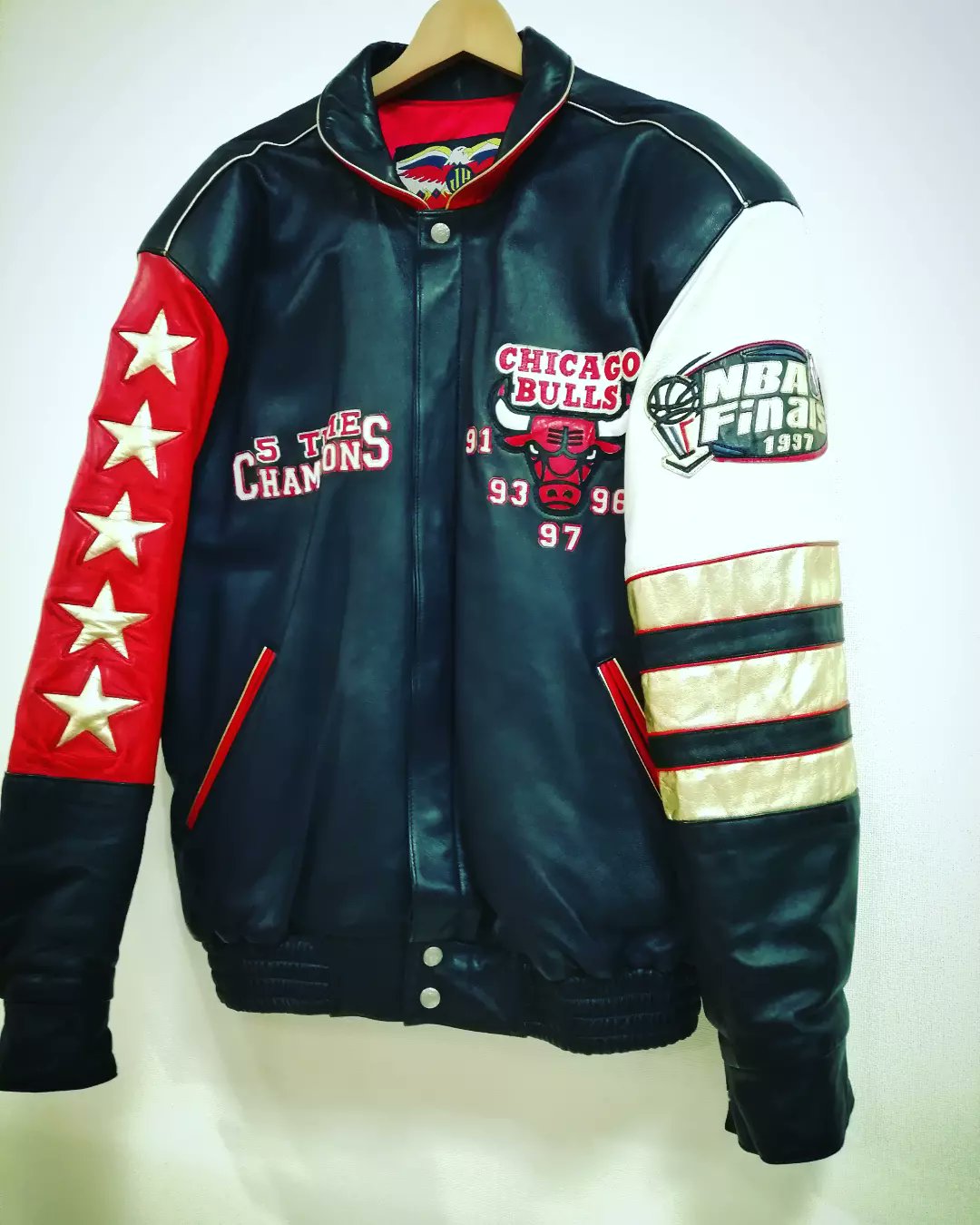 希少＊NBA JH DESIGN BULLS STADIUM JACKET 【正規品】の通販 メンズ