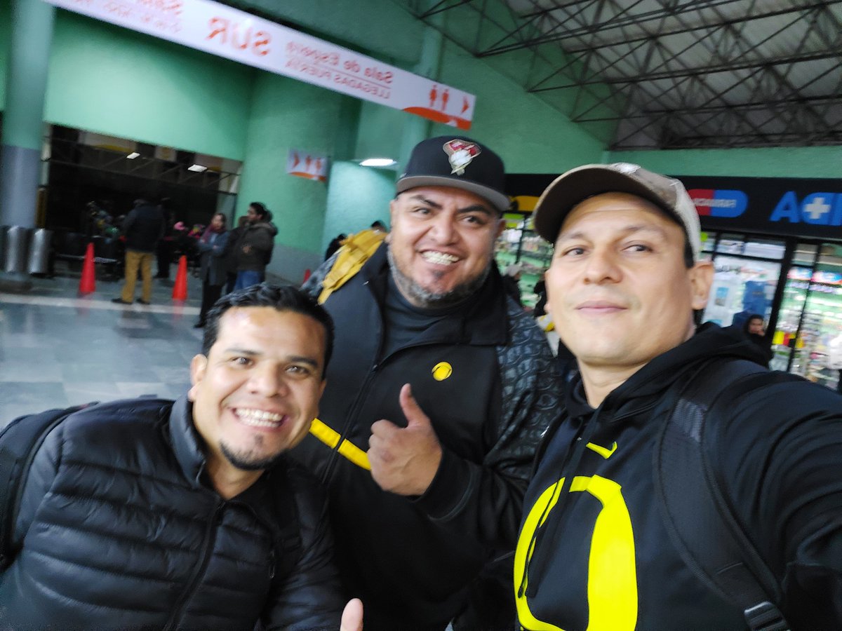 RulotheTank13's tweet photo. Jalisco no te rajes #maxibasquet #jalisco #tampico2022 #maxibaloncesto #fimba #ballislife #ballers https://t.co/2tTkS8UlOm