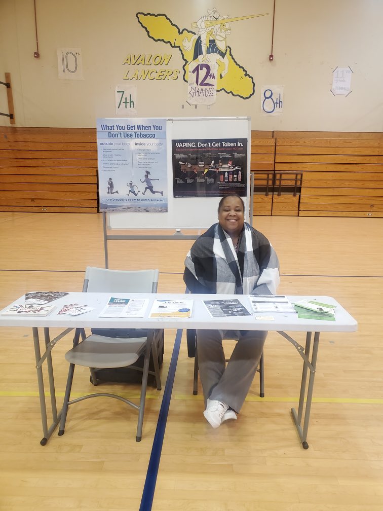 The @LongbeachUSD Office of School
Support Services staff is hosting its Inaugural Resource Fair at Avalon tonight.The team has come together to support the school community and its needs.

#servingstudents
#communityengagement #StrongerTogether