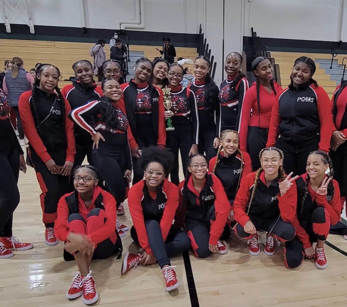 Congratulations to our JV Dance squad for winning the Evergreen Park Dance competition yesterday! #RichInStudentSuccess <a href="/RTHS_Athletics/">Raptor Athletics</a> <a href="/RTHSActivities/">Raptor Activities and School Pride</a>