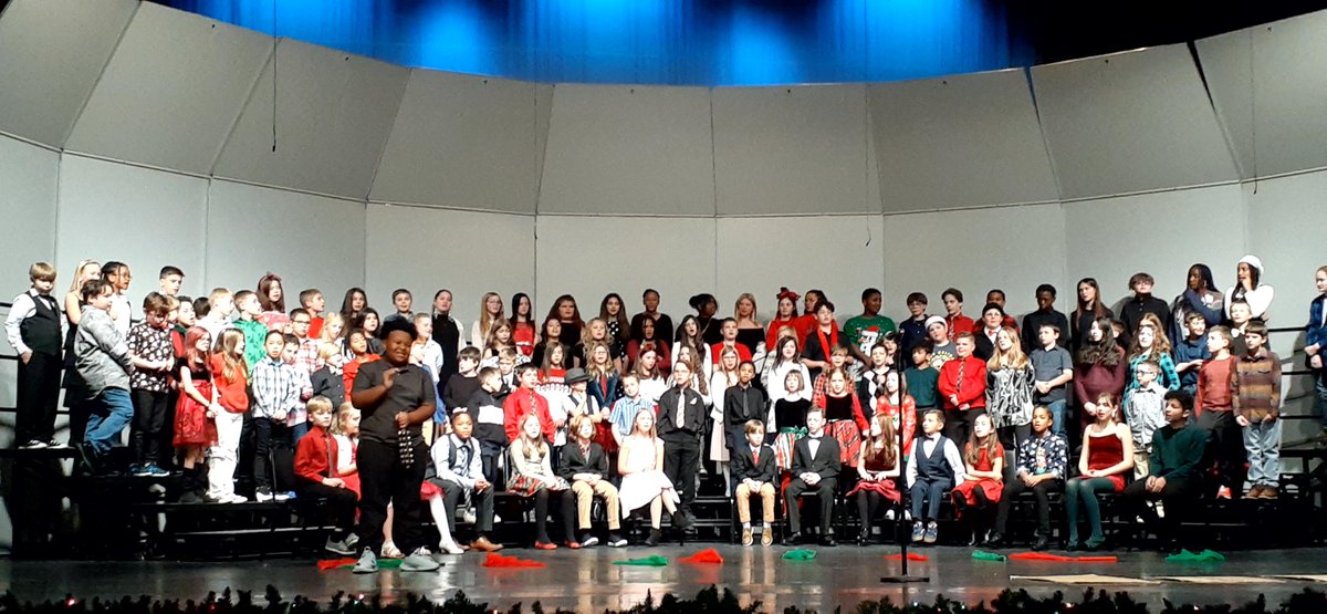 Keith Tonn (@keith_tonn) on Twitter photo In the mood for the holidays after Twain's Winter 🎶Program tonight.  Students in grades 4-6 put on a wonderful show!  Special thanks to Lisa Paradowski 
 for hosting a great concert for our families. #TeamTwain #FraserFamily ❤️🎄 In the mood for the holidays after Twain's Winter 🎶Program tonight.  Students in grades 4-6 put on a wonderful show!  Special thanks to Lisa Paradowski 
 for hosting a great concert for our families. #TeamTwain #FraserFamily ❤️🎄