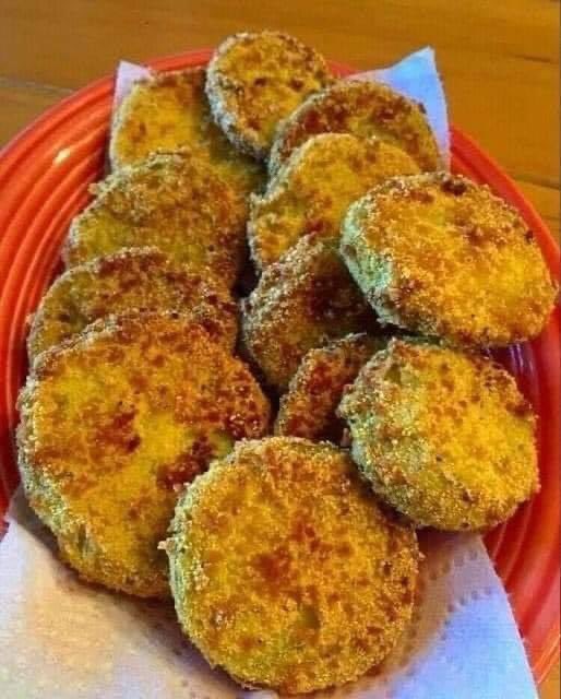 Fried green tomatoes We eating this twitter ?