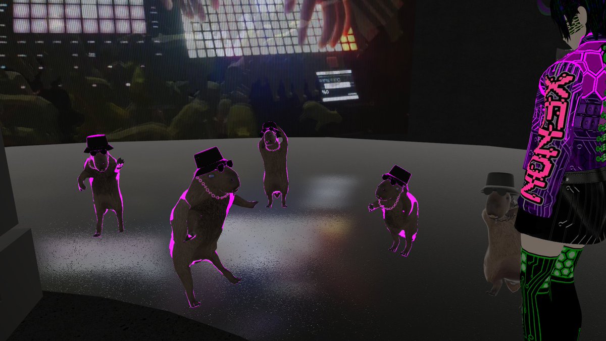 bl1ndlight's tweet image. Capy Mondays over here. twistin&apos; my melon man #modularmondays