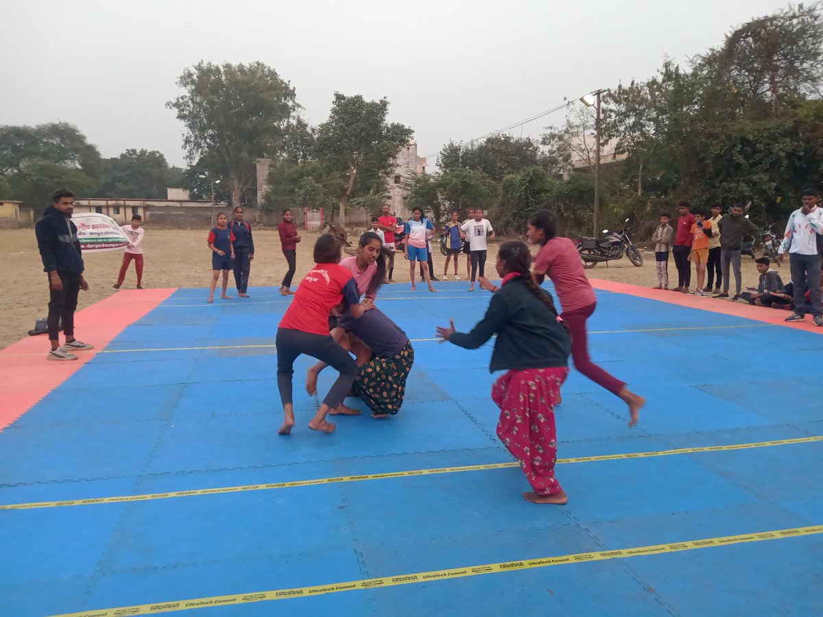 @NykJhabua_MP
5 दिसंबर अंतरराष्ट्रीय स्वयंसेवक दिवस पर खेल प्रतियोगिता आयोजित कर स्वयंसेवको ने कब्बडी, खो-खो, दौड़ मे भाग लिया । अंतरराष्ट्रीय स्वयंसेवक दिवस मनाया।
@Nyksindia
#NyksVolunteer 
@nyks_mp 
@_NSSIndia