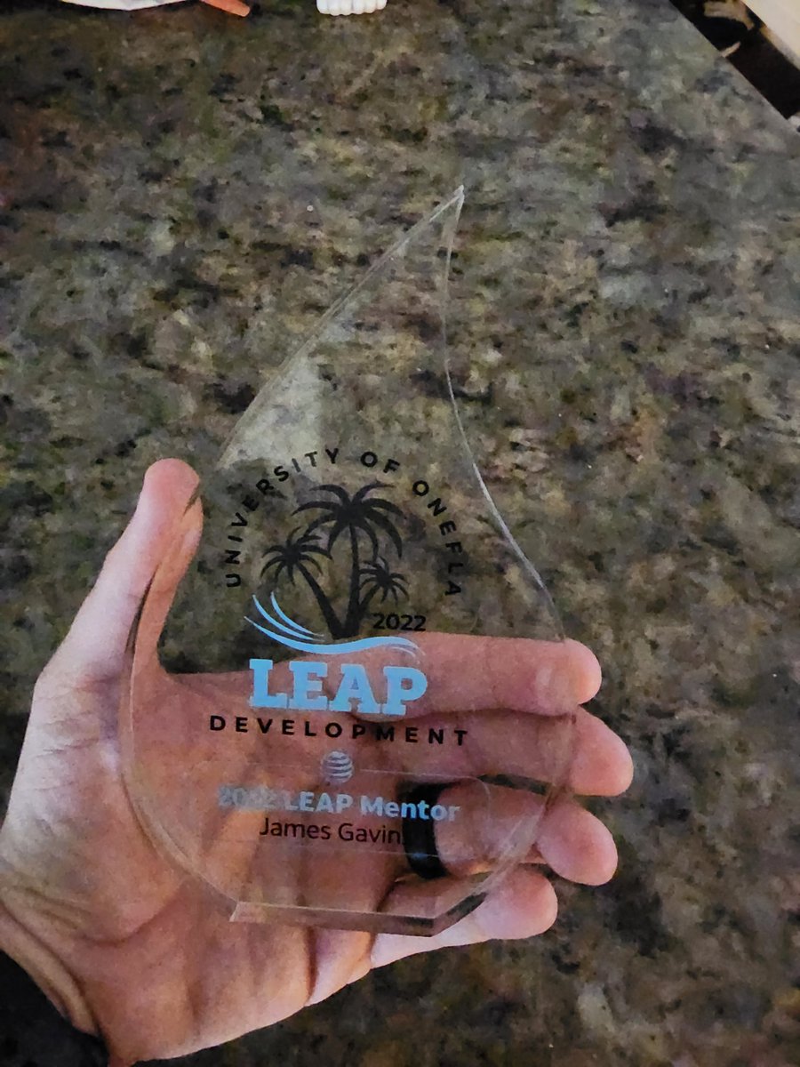 gavinsthe3rd's tweet image. Thank you to @One_FLA for allowing me to be a part of this amazing program!  It was a blast getting to work with @Bc0649 these last few months! Big things are ahead for you sir! @TonyLewisWinnin @Jason_Hart0 @CoraWilson2011 @MatthewCLinden @AmberChentnik @jemeFL #LEAP2022